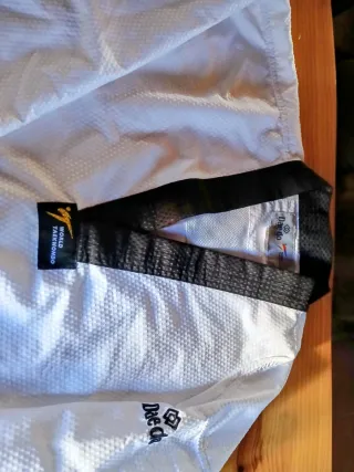 Dobok Taekwondo Talla 5 Daedo