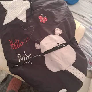 Saco de bebé Hello Baby con estrellas