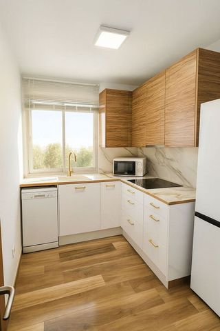 Piso en alquiler en Cruz Roja en Sevilla