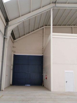 Nave industrial en alquiler en Casarrubios del Monte pueblo en Casarrubios del Monte