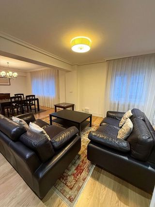 Piso en alquiler en Campo San Francisco - Plaza de América en Oviedo