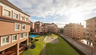 Piso en alquiler en Viesques en Gijón