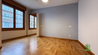 Piso en alquiler en Viesques en Gijón