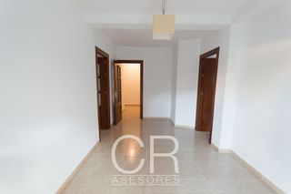 Local comercial en alquiler en Barrio de Zaidín en Granada