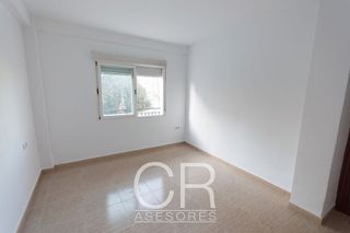 Local comercial en alquiler en Barrio de Zaidín en Granada