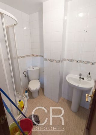 Local comercial en alquiler en Barrio de Zaidín en Granada