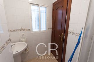 Local comercial en alquiler en Barrio de Zaidín en Granada