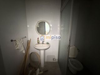 Local comercial en venta en Juan de la Cierva en Getafe