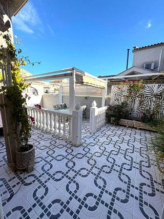 Casa adosada en venta en La Siesta - El Salado - Torreta en Torrevieja