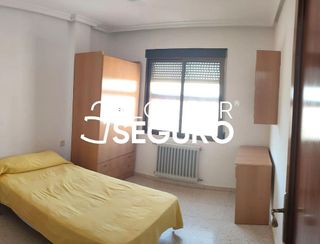 Ático en alquiler en Centro en Puertollano