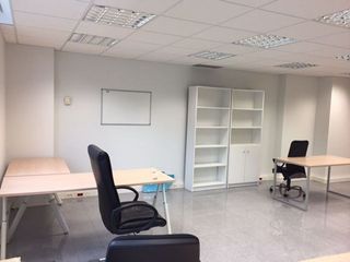 Oficina en alquiler en Ansoáin