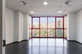 Oficina en alquiler en Patraix en Valencia