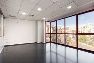 Oficina en alquiler en Patraix en Valencia