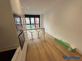 Piso en alquiler en Plaza de Toros - Santa Rita en Almería