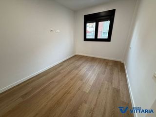 Piso en alquiler en Plaza de Toros - Santa Rita en Almería