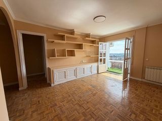 Piso en alquiler en Canillas en Madrid