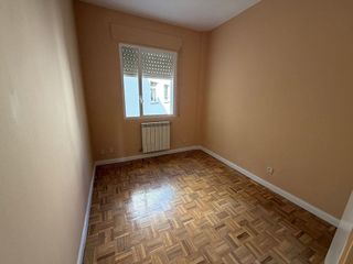 Piso en alquiler en Canillas en Madrid