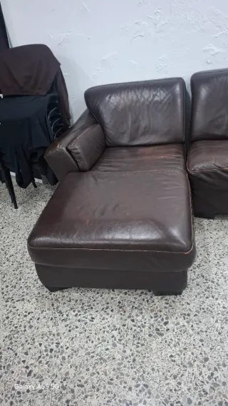 Sofá de 3 cuerpos piel marrón