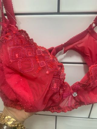 Sujetador rojo encaje