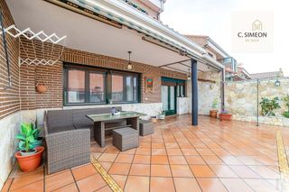 Casa adosada en venta en Casarrubuelos