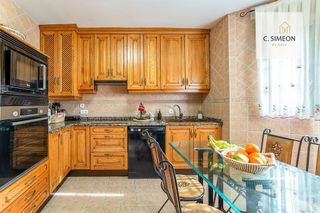 Casa adosada en venta en Casarrubuelos