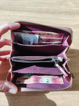 Monedero Parfois Completo