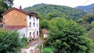 Chalet en venta en Sama en Langreo