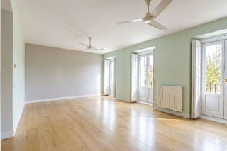 Piso en alquiler en Cortes - Huertas en Madrid