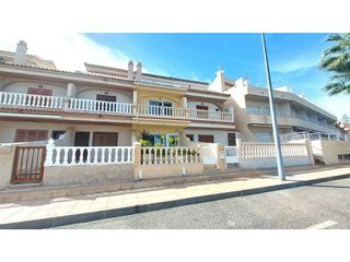 Chalet en alquiler en Torre de la Horadada en Pilar de la Horadada