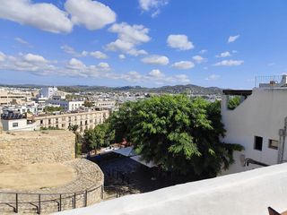Ático en alquiler en Dalt de la Vila - La Marina en Ibiza/Eivissa