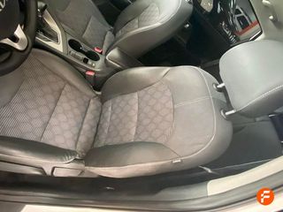 Kia Niro 1.6 GDi HEV 104kW (141CV) Drive