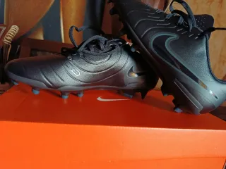 Nike Legend 10 Talla 42