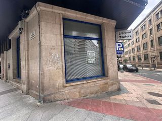 Local comercial en alquiler en Centro en Ourense