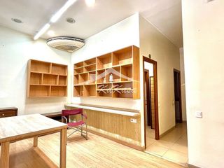 Local comercial en alquiler en Mestral en Reus