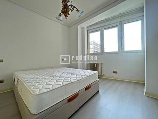 Piso en alquiler en Costillares en Madrid