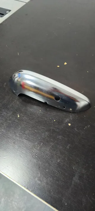 Canto para-choques Toyota Corolla KE26