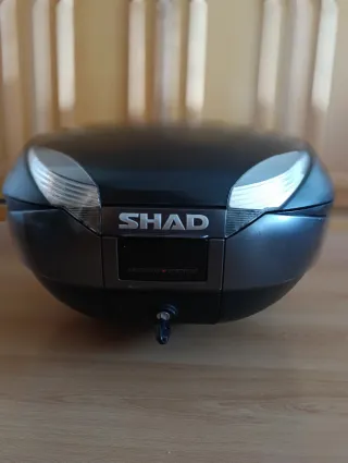 Baúl Shad para 2 cascos
