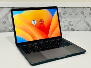 MacBook Pro 13 2017 i5 8GB RAM 1TB SSD