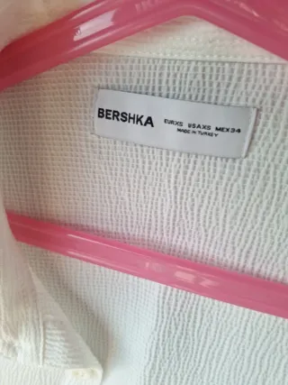 Camisa Bershka blanca hombre manga corta