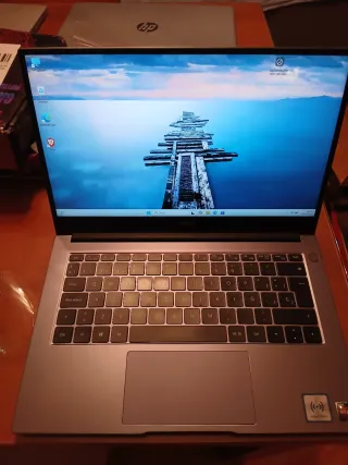 Portátil Huawei Ryzen 5 3500U