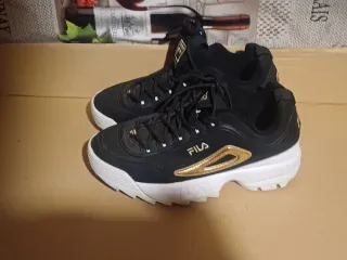 Fila Sneakers Nere e Oro Tg 37.5