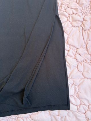 Falda larga negra con fruncido