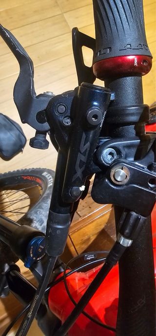 Bicicleta eléctrica montaña BH