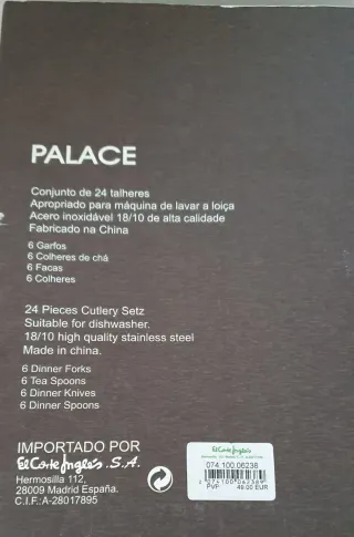 Cubertería rojo y plateado