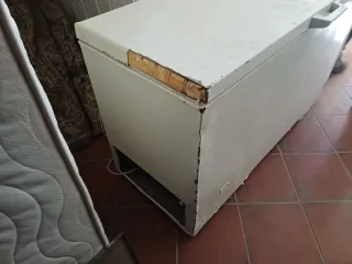 Arcón Congelador Blanco.