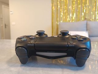 Mando de PS4 (Dualshock 4) Negro + Funda de regalo