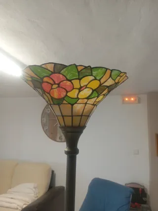 Lámpara de pie Tiffany