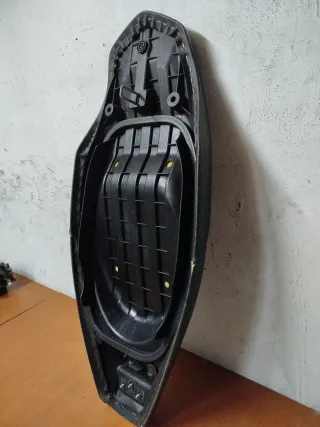 Asiento Yamaha N-MAX (16-19)