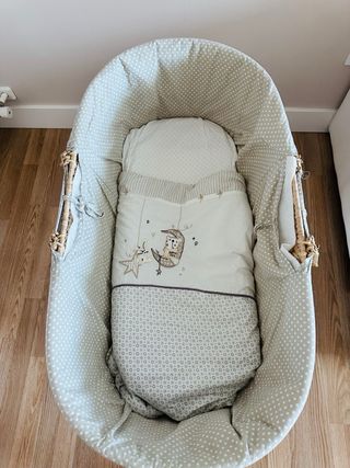 Capazo para bebé con soporte