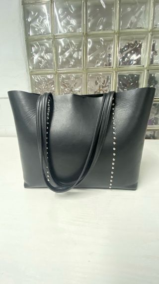 Bolsos de mujer: floral y negro